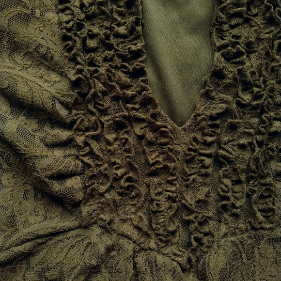 Heart & Soul green lace cute top small - Picture 3 of 6